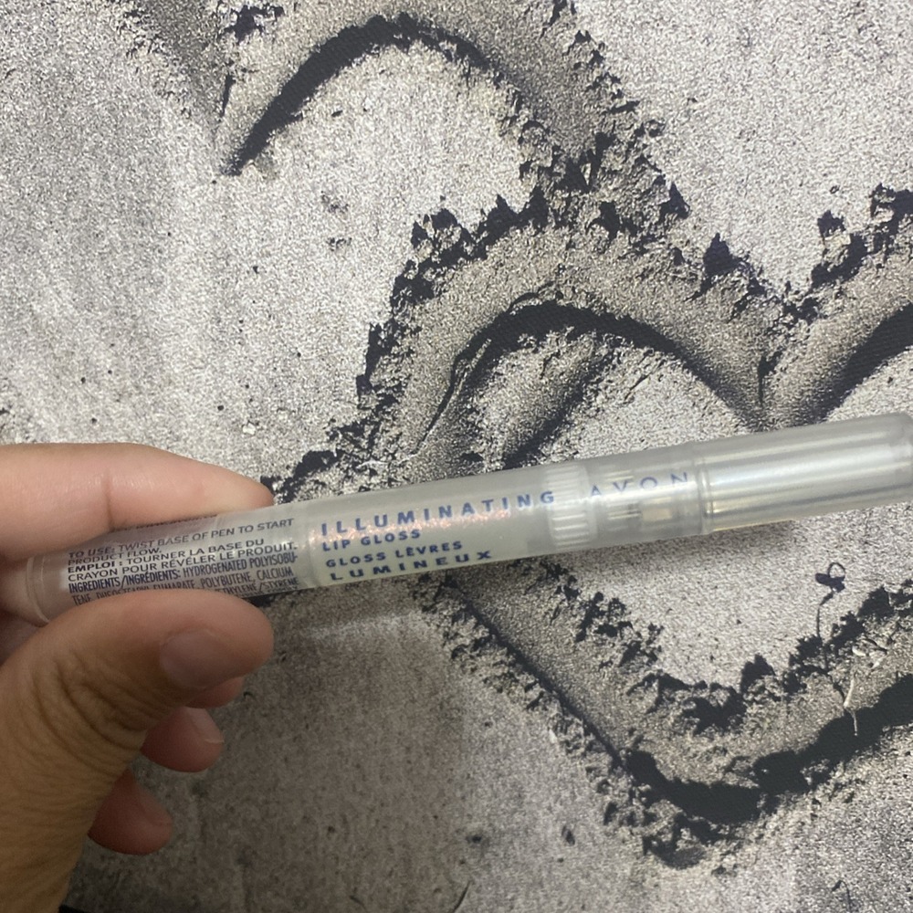 AVON Illuminating Lip Gloss WHITE LIGHT New SEALED